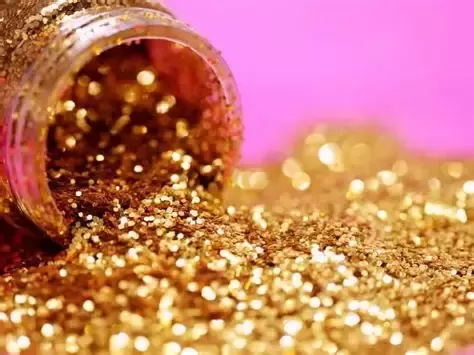Sustainable Sparkle: Ditch Sequins for Festive Fashion